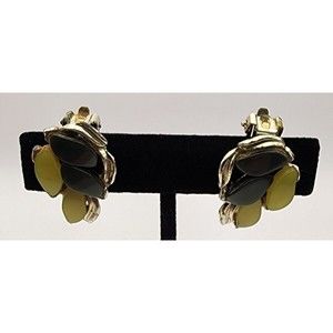 Vintage Gold Tone Clip-On Earrings Green Stone Cluster Statement Retro Jewelry